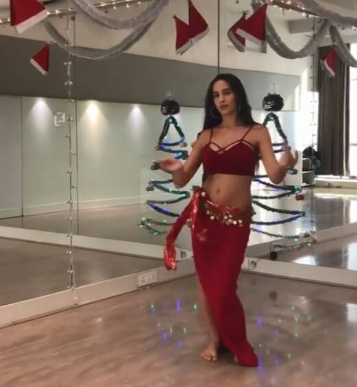 मॉडल-एक्ट्रेस नोरा फतेही एक्टर अंगद बेदी की बीच डेटिंग की खबरों को अफवाह बताया है. एक्ट्रेस ने अंगद को अच्छा दोस्त बताया और कहा कि वो दोनों एक-दूसरे को अच्छी तरह से समझते हैं.