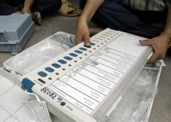 Chhattisgarh Election: For the second phase, spread the campaign in 19 districts including Naxal affected area छत्तीसगढ़ चुनाव: प्रचार थमा, दूसरे चरण के लिए 72 सीटों पर मंगलवार को डाले जाएंगे वोट