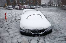 अमेरिका में भारी बर्फबारी: इमरजेंसी घोषित, बॉम्ब तूफान ने रोक दी न्यूयॉर्क की रफ्तार