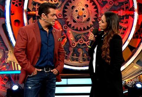 Bigg Boss 11: वीकेंड का वार एपिसोड में सलमान खान के निशाने पर आए ये कंटेस्टेंट Bigg Boss 11: वीकेंड का वार एपिसोड में सलमान खान के निशाने पर आए ये कंटेस्टेंट