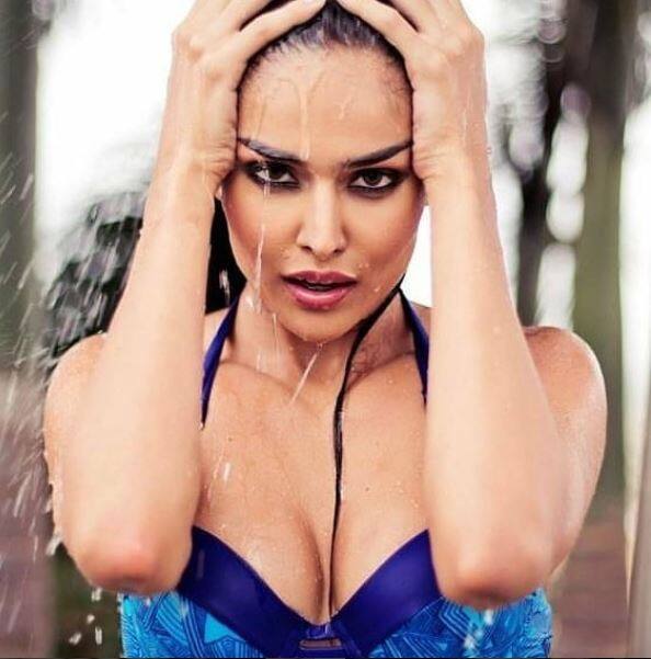 भारत में उनकी पहली साउथ फिल्म 'डिपार्टमेंट' थी जिसमें उन्होंने आइटम नंबर किया था.