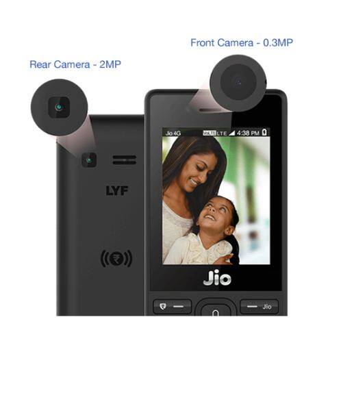 सीएमआर मार्केट रिसर्च की तरफ से जारी एक रिपोर्ट के मुताबिक, भारत में मोबाइल हैंडसेट बेचने वाली कंपनियों ने रेवेन्यू में 22 फीसदी की वृद्धि दर हासिल की है, जो 2016 में 1.36 लाख करोड़ रुपये रही, जबकि साल 2015 में यह 1.12 लाख करोड़ रुपये थी.