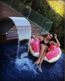 एक दौर में किया था कोहली को डेट, अब लगा रही हैं इंस्टा पर आग