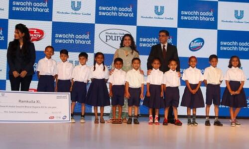 इससे पहले भी काजोल hindustan unilever के प्रोडक्ट्स के विज्ञापन में नजर आ चुकी हैं. (तस्वीर: मानव मंगलानी)