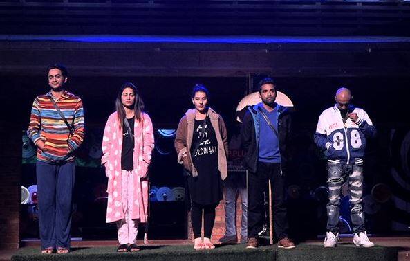 रिएलिटी शो 'बिग बॉस' सीजन 11 के फिनाले वीक में आकाश ददलानी घर से बेघर हो गए. घर से बाहर आते ही आकाश ददलानी ने दिल के सारे राज खोल दिए.