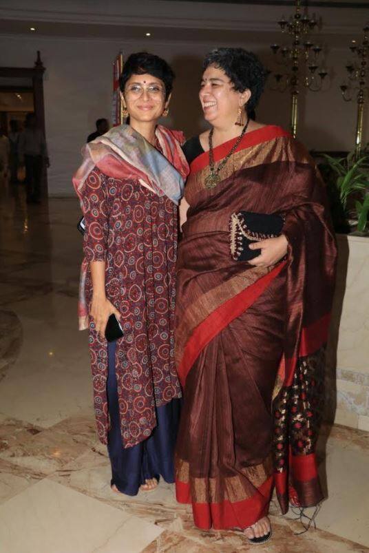 खैर ये पहली बार नहीं है जब किरण और रीना एक साथ गुड टाइम स्पेंड करती नजर आई हों इससे पहले भी कई बार दोनों एक दूसरे के साथ एंज्वॉय करती दिखाई दी हैं. (तस्वीर: मानव मंगलानी)