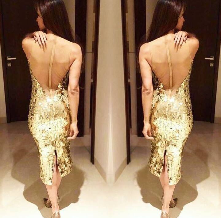 मनीष मल्होत्रा ने अपने इंस्टाग्राम पर मलाइका की ये खास तस्वीरें शेयर कीं जिसमें मलाइका बेहद सेक्सी लग रही थीं.