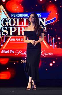 अवॉर्ड शो के दौरान चला करीना कपूर ख़ान का काला जादू