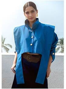 PHOTOS: 24 घंटों के भीतर सोनम कपूर ने शेयर की अपनी इतनी सारी तस्वीरें