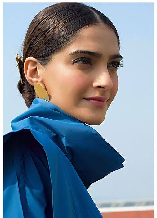 फिल्म में सोनम कपूर बॉलीवुड के खिलाड़ी कुमार अक्षय और राधिका आप्टे के साथ स्क्रीन स्पेस शेयर करती हुईं नजर आएंगी. 