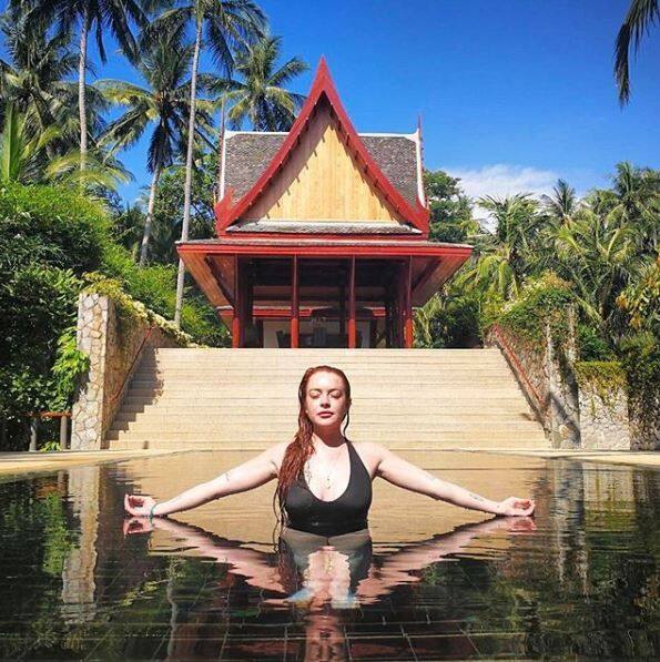 लिंडसे इस्लाम धर्म की पढ़ाई भी कर चुकी हैं. जब वे इसकी पढ़ाई कर रही थीं तब उन्होंने बुर्किनी में फोटोशूट भी करवाई थी जो सोशल मीडिया पर खूब वायरल हुई थी. (Photo: Instagram)