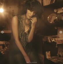 कुछ इस तरह सोशल मीडिया पर वायरल हो रही हैं चित्रांगदा के Hot Photo Shoot की तस्वीरें