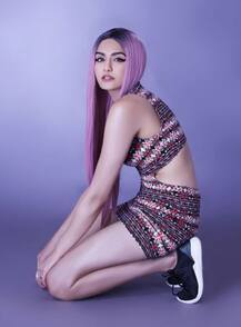 नए साल पर अदा शर्मा ने इंस्टा पर शेयर की आग लगाने वाली तस्वीरें