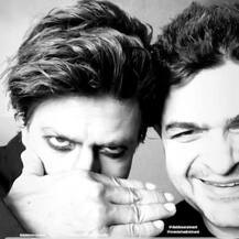 डब्बू रतनानी के कैलेंडर शूट के लिए शाहरुख खान ने की अपनी आंखें काली, देखें तस्वीरें