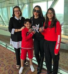 Photos: पिता संजय के पास पहुंचे करिश्मा के दोनों बच्चे, सौतेली मां ने शेयर की खास तस्वीरें