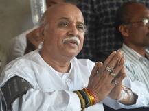 तोगड़िया और बीजेपी विवाद में VHP नेताओं ने की RSS से मध्यस्था की मांग- सूत्र