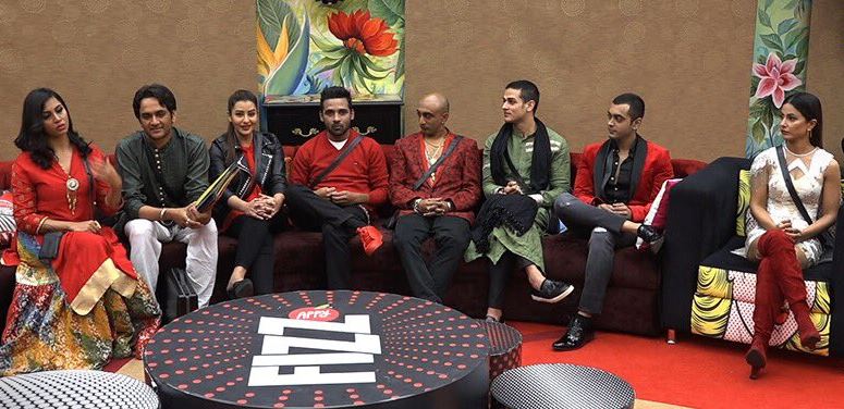 बिग बॉस के बाद अर्शी खान को इस मशहूर रिएलिटी शो के लिए किया गया अप्रोच