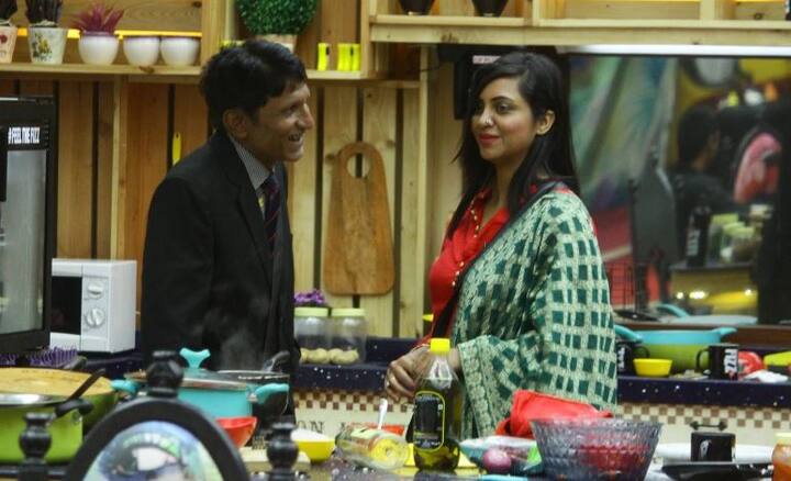 बता दें कि बिग बॉस सीजन 11 के दौरान अर्शी खान का सफर काफी शानदार रहा था. अर्शी खान को सीजन 11 का सबसे ज्यादा एंटरटेन करने वाला कंटेस्टेंट माना जाता है.