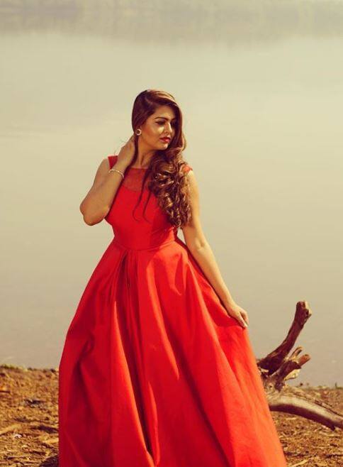 शफाक की सभी तस्वीरें इंस्टाग्राम से ली गई हैं.