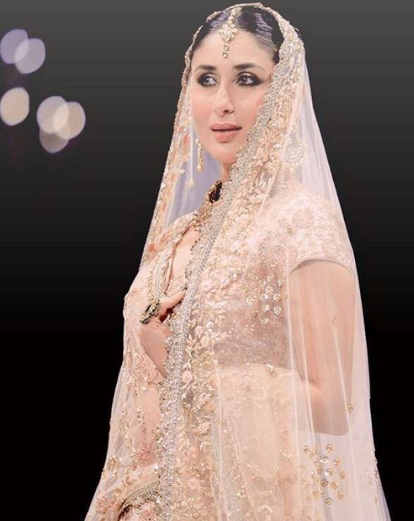 उनकी अगली फिल्म में उनके साथ सोनल कपूर भी नजर आने वाली हैं. प्रेग्नेंसी के बाद ये करीना की पहली फिल्म हैं.