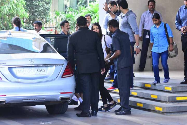 लंच के बाद शाम में ऐश्वर्या और अभिषेक साथ में ‘शलोम बॉलीवुड’ कार्यक्रम में पहुंचे. ये कार्यक्रम इजरायल के प्रधानमंत्री बेंजामिन नेतन्याहू के लिए आयोजित किया गया था. (Photo: Manav Mangalani)