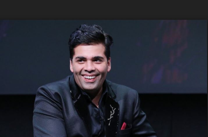 फिल्मकार को उनकी किताब 'एन अनसूटेबल ब्वॉय' केलिए लोकप्रिय च्वॉयस पुरस्कार की श्रेणी में सर्वश्रेष्ठ लेखक के रूप में सम्मानित किया गया था. यह उनकी बायोग्राफी है. करन ने पुरस्कार जीतने के बाद कहा,