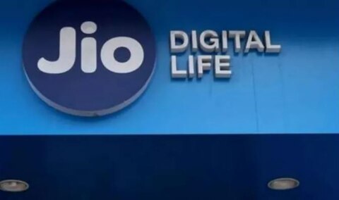  Airtel Vs Jio: एयरटेल के ₹199,₹448 और ₹509 प्लान में अब मिलेगा ज्यादा डेटा  