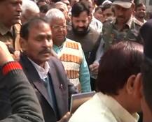 चारा घोटाला: चाइबासा कोषागार से अवैध निकासी मामले में लालू को पांच साल की सजा, 10 लाख रुपये जुर्माना