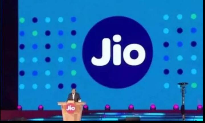   इस तरह ये रजिस्ट्रेशन पूरा होगा और आपको Thank you मैसेज नजर आएगा. साथ ही आपको इस फोन की एवलेबिलिटी की जानकारी जल्द दी जाएगी ये मैसेज मिलेगा.