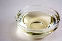 नारियल तेल में भी बढ़ने लगी है मिलावट, इस तरह घर बैठे करें असली और नकली की पहचान