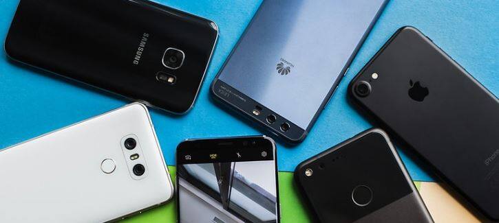 4G फीचर फोन की वजह से कम हुई स्मार्टफोन की ब्रिकी : रिपोर्ट Report Claims 4G feature phone impact selling of smartphone 4G फीचर फोन की वजह से कम हुई स्मार्टफोन की ब्रिकी : रिपोर्ट