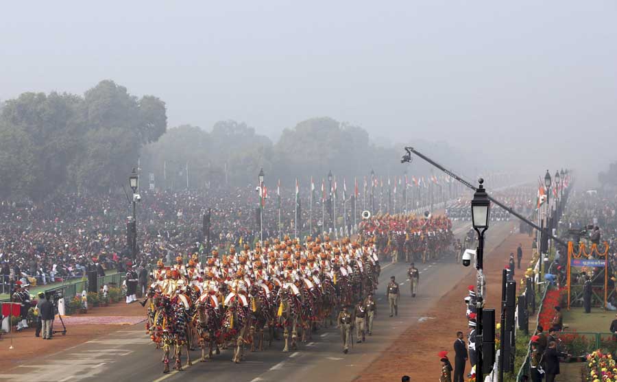 Republic Day 2018: पूरे आन बान शान के साथ राजपथ पर परेड ख़त्म, दुनिया ने देखी देश की ताकत और संस्कृति