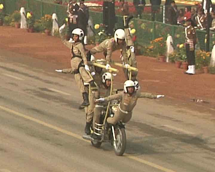 सीमा भवानी का यह बल ‘बीएसएफ अकादमी टेकनपुर’ के स्वर्ण जयंती समारोह तथा नयी दिल्ली में ‘अंतरराष्ट्रीय महिला दिवस’ पर भी अपने साहसिक करतब दिखा चुका है. 'सीमा भवानी' नामक इस दल में ज्यादातर महिलाएं ऐसी हैं, जो पहले बाइक चलाना नहीं जानती थी, लेकिन वे अब पारंगत हो चुकी हैं.