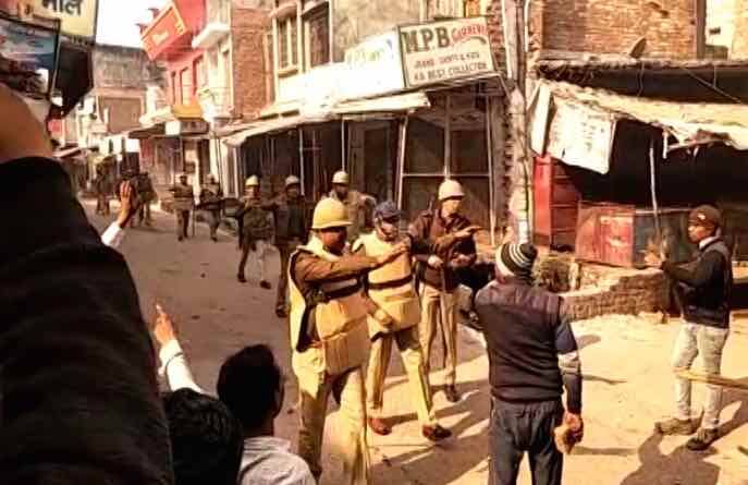 121 arresting till now in kasganj violence case कासगंज हिंसा मामला: मुख्य आरोपी समेत अब तक 121 लोग गिरफ्तार