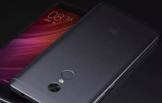 रेडमी नोट 4 स्मार्टफोन की सबसे बड़ी खूबी इसमें मौजूद 4100mAh की बैटरी है. जो रेडमी 3 की तुलना में 25% ज्यादा बैकअप देगी.