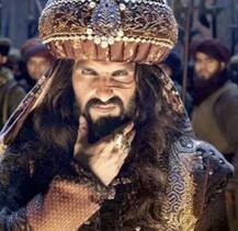 फैंस को पसंद आया खिलजी का ये अवतार, \'खली बली\' गाना हुआ यूट्यूब पर वायरल