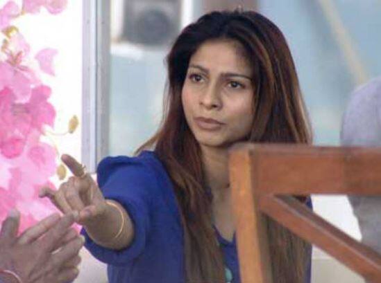 मशहूर अभिनेत्री काजोल की बहन तनीषा मुर्खजी भी बिग बॉस 7 का हिस्सा बनी थीं. बिग बॉस के घर से आने के बाद तनीषा ने बताया था कि वह इतना कम वजन होने से काफी हैरान रह गईं. 