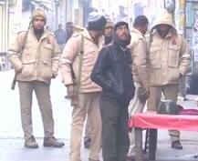 कासगंज में हालात अभी भी तनावपूर्ण, बड़ी तादाद में पुलिस तैनात