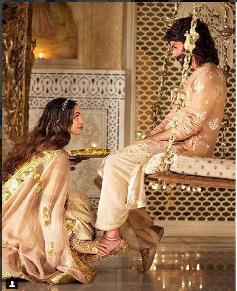 उन्होंने कहा, ‘‘ फिल्म को मिली प्रतिक्रिया बताती है कि लोग इसे देखने के लिए कितने बेताब थे. मुझे फिल्म के लिए प्यार नजर आ रहा है. मैं दिल से जानता हूं कि फिल्म खूबसूरत है. फिल्म को पूरा करने, सेंसर की इजाजत मिलने और इसके थियेटरों तक पहुंचने तक कई सारे व्याकुल पल रहे. यह एक कठोर प्रक्रिया रही. निश्चित ही यह मेरे जीवन में सबसे ज्यादा चिंता से भरी रिलीज रही. मेरे खयाल से यह भारतीय सिनेमा के इतिहास में सर्वाधिक व्याकुलता से भरी रिलीज रही. ’’  भंसाली ने 16वीं सदी में मोहम्मद जायसी की इस रचना से अपना विशेष जुड़ाव बताया. 