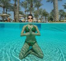 कुछ इस अंदाज़ में पानी में गोते लगाती नजर आईं शाहिद कपूर की यह एक्ट्रेस