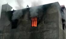 दिल्ली: बवाना आग मामले में आरोपियों को 14 दिन की न्यायिक हिरासत में भेजा गया