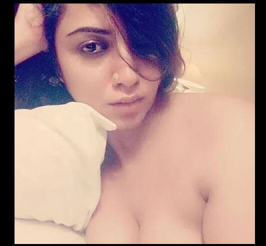 बिग बॉस के इतिहास में अर्शी खान अकेली ऐसी कंटेस्टेंट हैं जिन्हें सलमान खान ने एविक्शन के बाद अपने साथ स्टेज शेयर करने के लिए बुलाया.