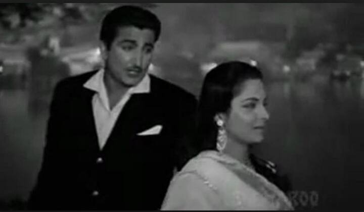 इसके बाद, अभिनेता कंवलजीत ने शादी का प्रस्ताव रखा, जिसे वहीदा रहमान ने खुशी से स्वीकार कर लिया और शादी के बंधन में बंध गईं. वर्ष 2002 में उनके पति का आकस्मिक निधन हो गया. वह एक बार फिर अकेली हो गईं, लेकिन टूटी नहीं, उन्होंने हार नहीं मानी.