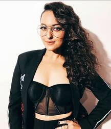 लक्मे फैशन वीक के तीसरे दिन काला जादू करती नजर आईं सोनाक्षी सिन्हा