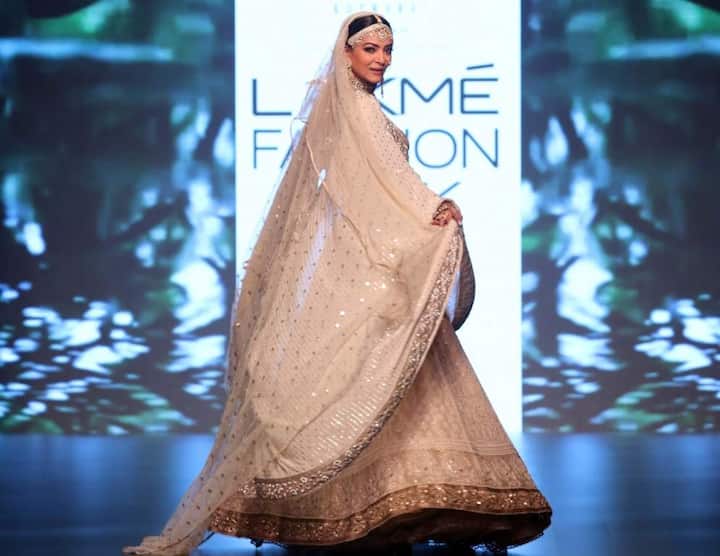 सुष्मिता कि आखिरी फिल्म 2015 में रिलीज हुई थी. फिल्म का नाम 'निर्बाक' था और यह फिल्म बंगाली भाषा में बनी थी. अभिनेत्री ने कहा कि वे अपने फैंस की बेहद आभारी हैं. उन्होंने यह भी कहा कि वे स्कीइंग और जिमनास्टिक्स सीखना चाहती हैं.