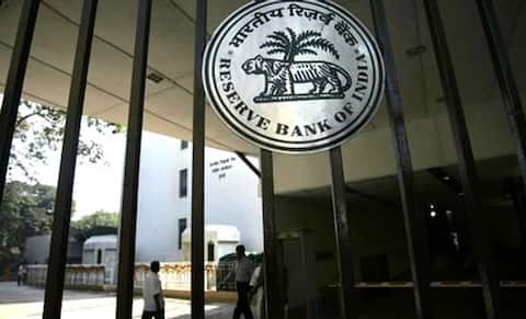 रिजर्व बैंक की मौद्रिक समीक्षा का परिणाम आज, नीतिगत दरों में बदलाव के आसार नहीं