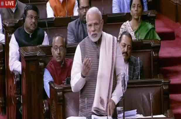 PM Narendra Modi speaking on Motion of Thanks to President’s address in Rajya Sabha कांग्रेस में परिवारवाद को लेकर पीएम मोदी का हमला, कहा- 'सल्तनत गई लेकिन सुल्तानी नहीं'