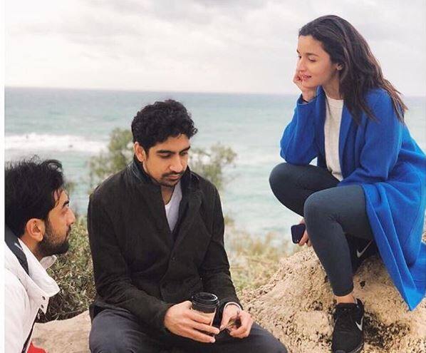 क्या आपको पता है कि रणबीर और आलिया नए साल पर कहा थे? अगर नहीं तो हम बताते हैं आपको, फिल्म 'ब्रह्मास्त्र' की शूटिंग के लिए दोनों इजराइल गए हुए थे.