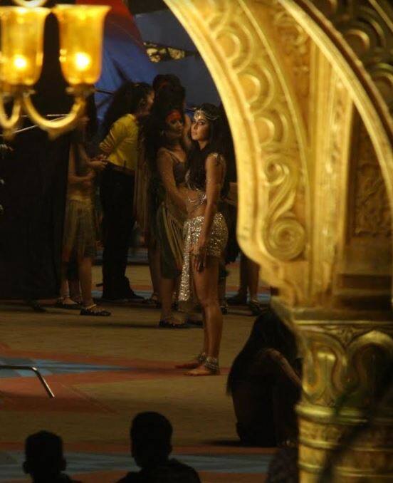 हाल ही में कैटरीना ने सोशल मीडिया पर एक तस्वीर पोस्ट की थी जिसमें वो आमिर खान और प्रभु देवा के साथ फिल्म की तैयारियां कर रही थीं. (तस्वीर: मानव मंगलानी)