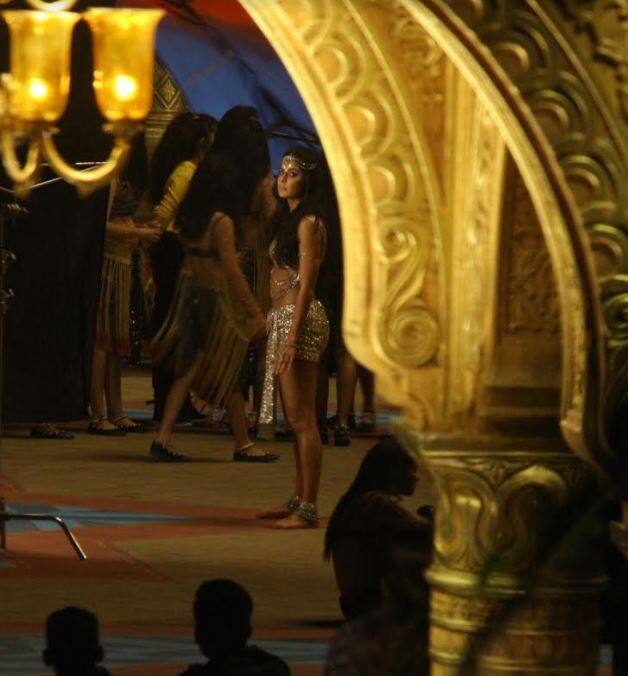 तस्वीरों में कैटरीना बेहद खूबसूरत नजर आ रही हैं. (तस्वीर: मानव मंगलानी)